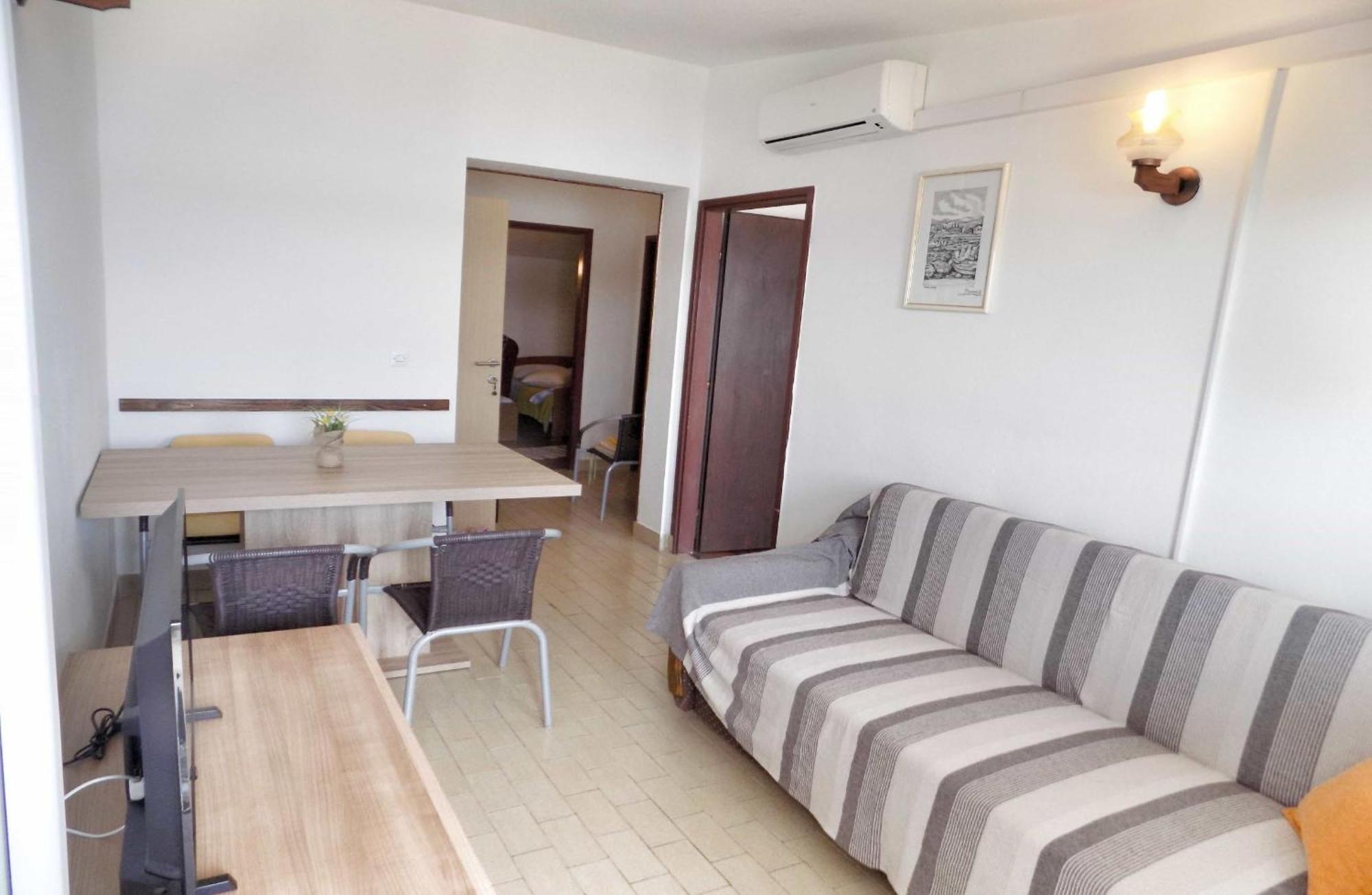 Sunny With Sea View Apartment Trogir